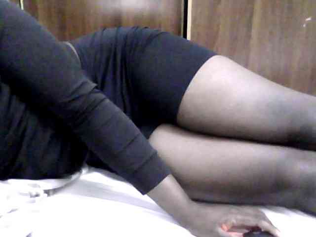 Sexycharlet43 webcam