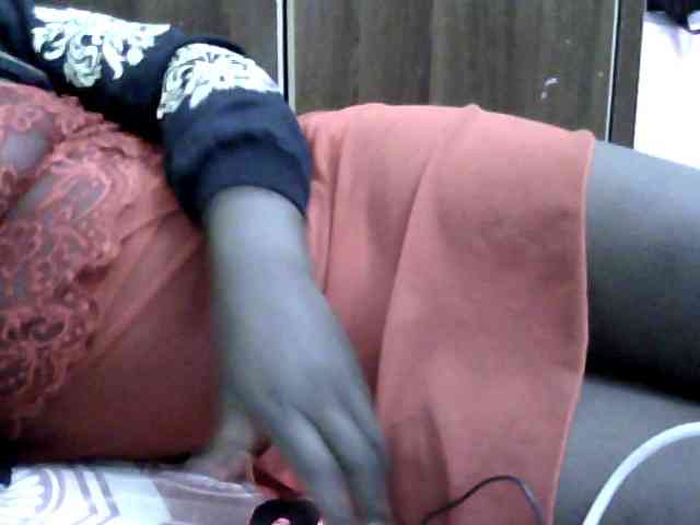 Sexycharlet43 webcam