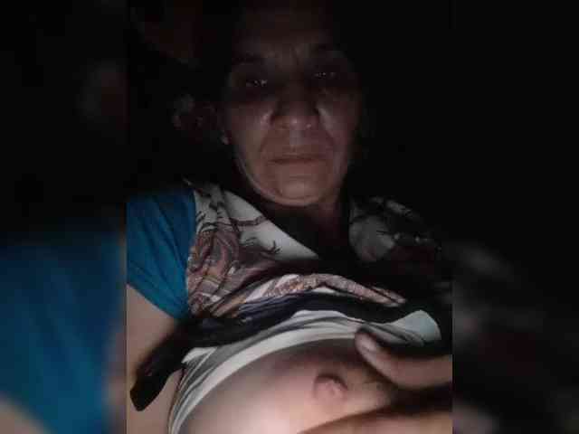 Lyolya-23 bongacams