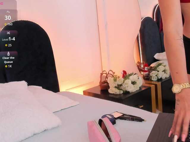 Ridwanaa's BongaCams show and profile