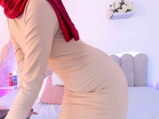 Ridwanaa Live Webcam on BongaCams