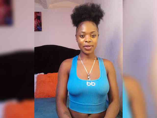 PookieLove webcam