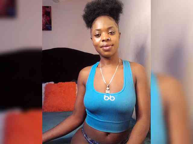 PookieLove webcam