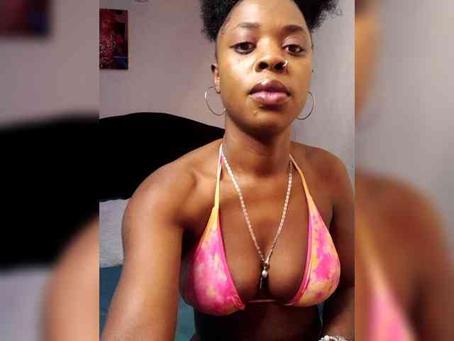 PookieLove webcam