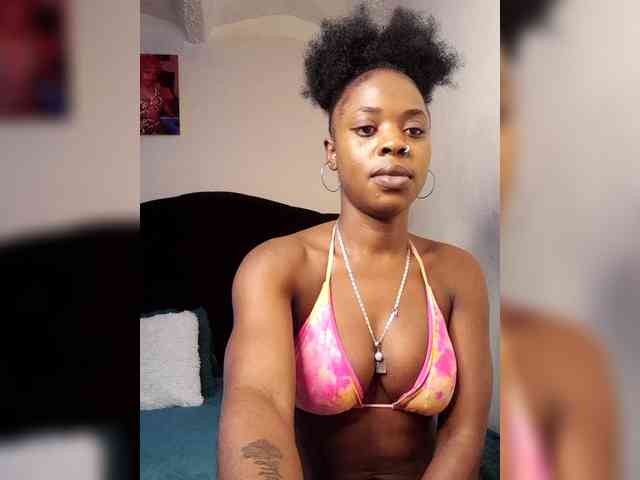 PookieLove webcam