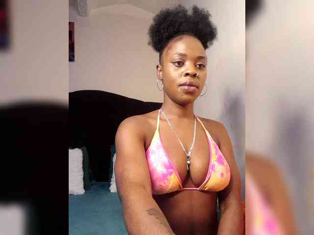 PookieLove webcam