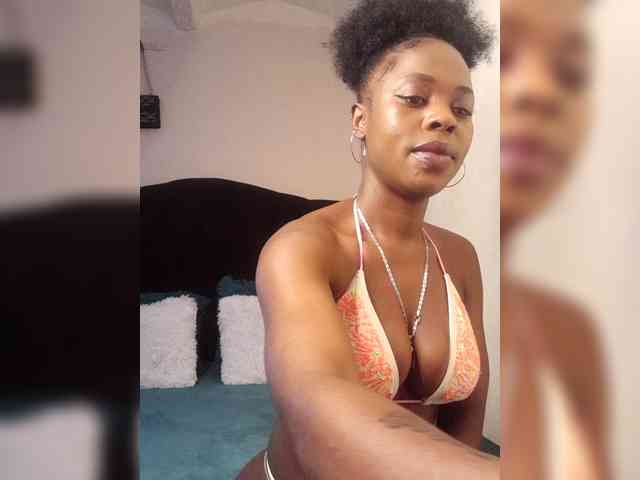 PookieLove webcam