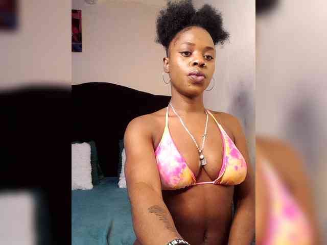 PookieLove webcam