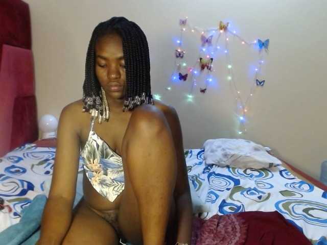Heartwhisper – webcam model profile photo