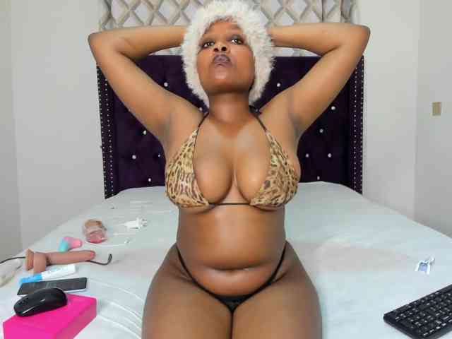 Busty-Bree webcam