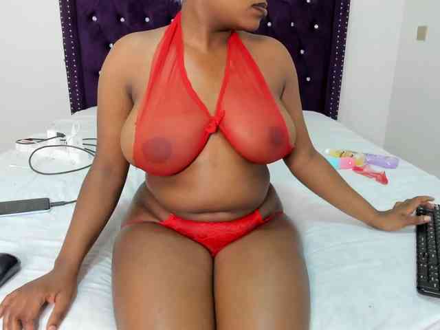 Busty-Bree webcam