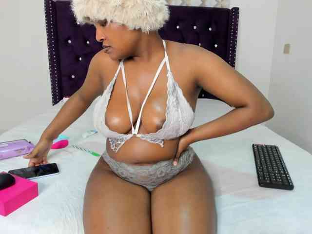 Busty-Bree webcam