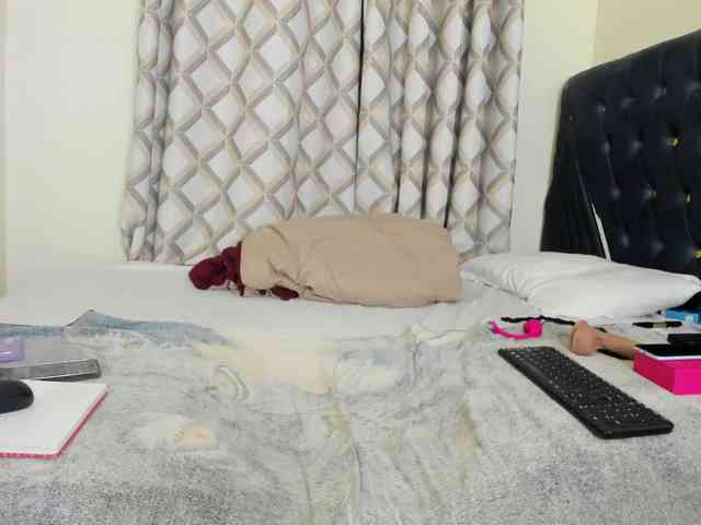 Busty-Bree Busty-Bree