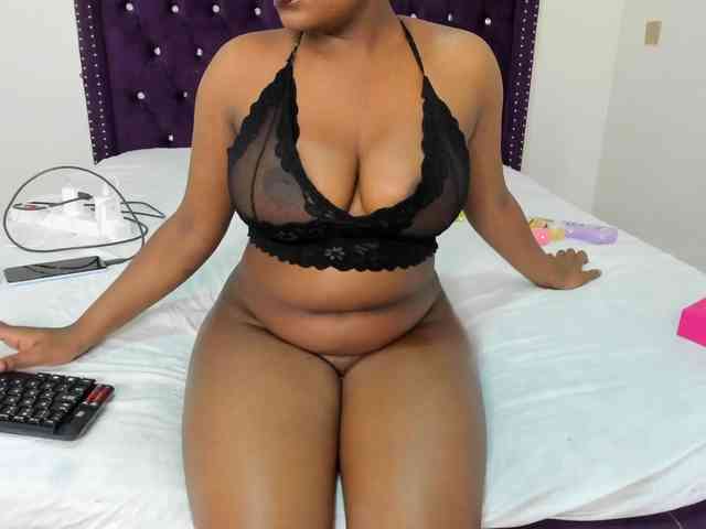 Busty-Bree webcam