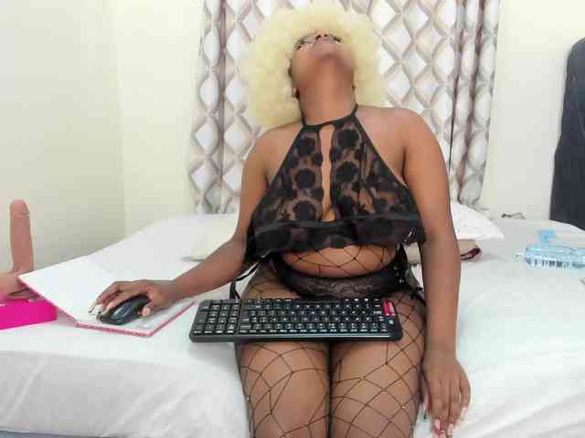 Busty-Bree Live Webcam on BongaCams