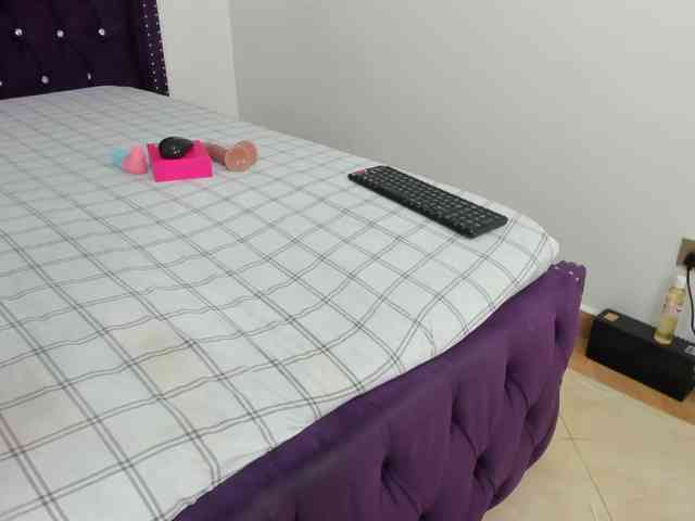 Busty-Bree bongacams