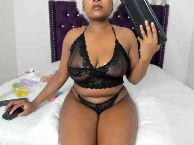 Busty-Bree webcam