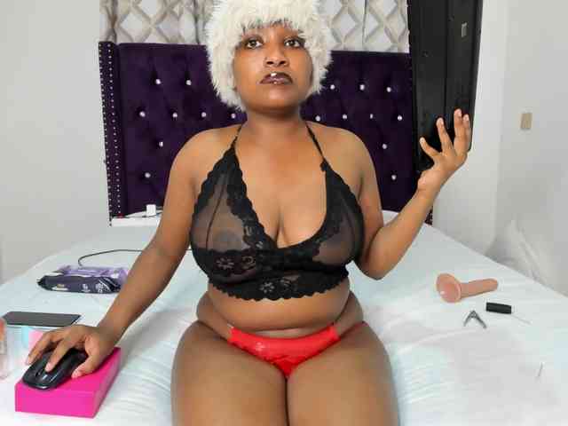 Busty-Bree webcam