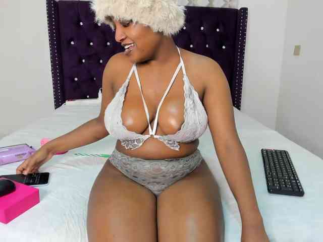 Busty-Bree webcam