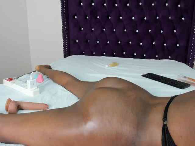 Busty-Bree webcam
