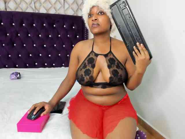 Busty-Bree webcam