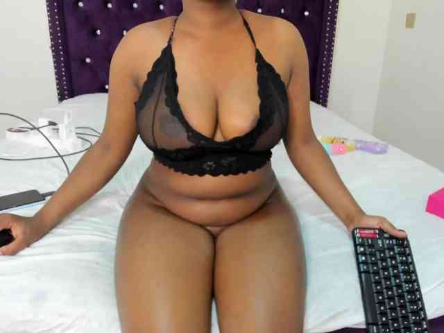 Busty-Bree webcam