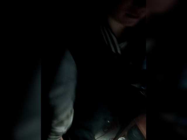 Qinallen's BongaCams show and profile