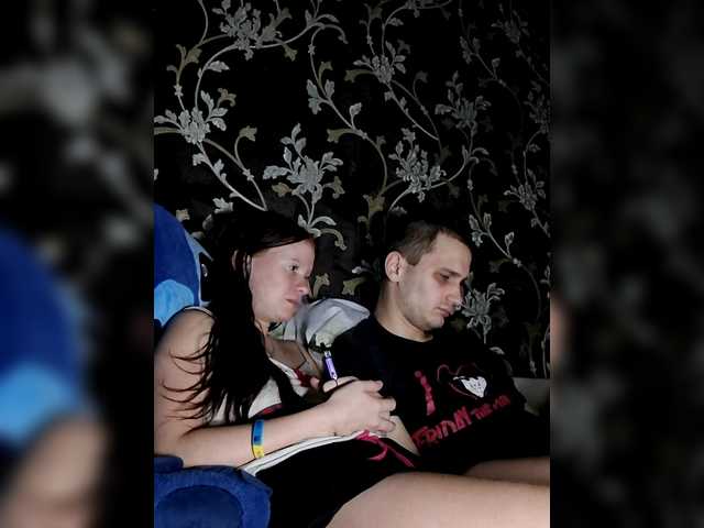 Qinallen's BongaCams show and profile