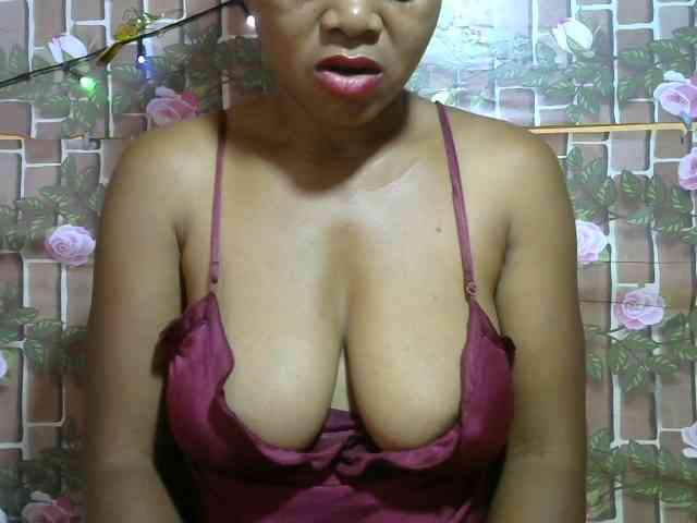 HasMinah92 Live Webcam on BongaCams