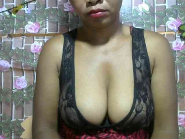 HasMinah92 Live Webcam on BongaCams