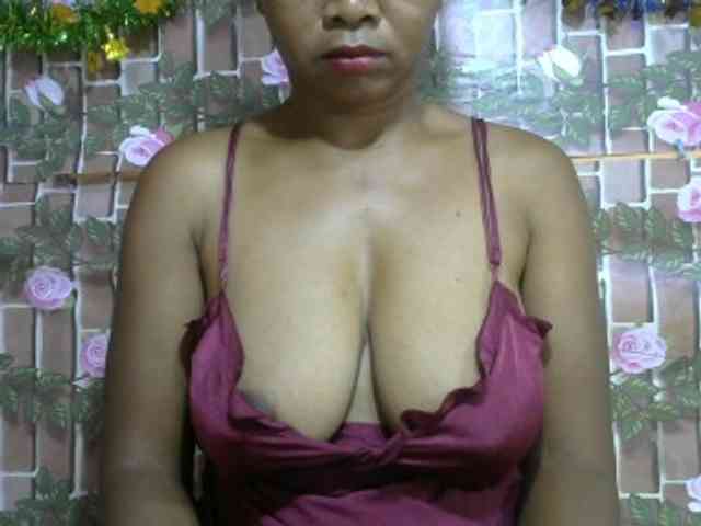 HasMinah92 Live Webcam on BongaCams