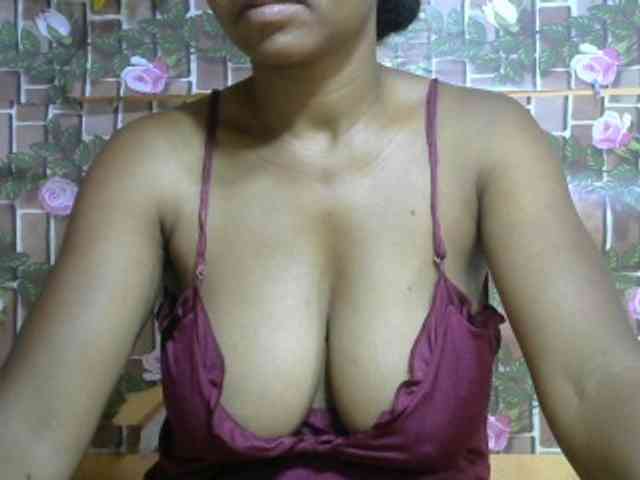 HasMinah92 Live Webcam on BongaCams