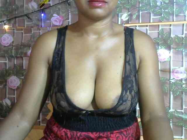 HasMinah92 Live Webcam on BongaCams