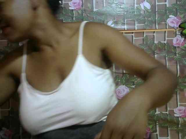 HasMinah92 Live Webcam on BongaCams