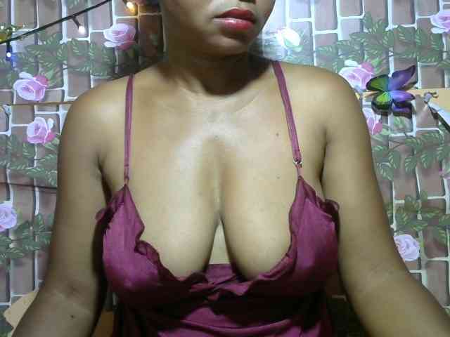 HasMinah92 Live Webcam on BongaCams