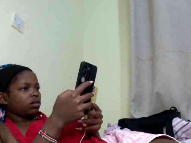 Misty-shee Live Webcam on BongaCams