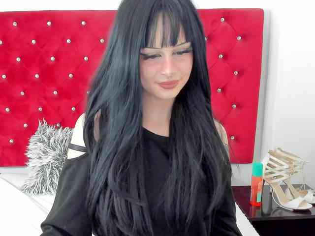 NastyRaven webcam