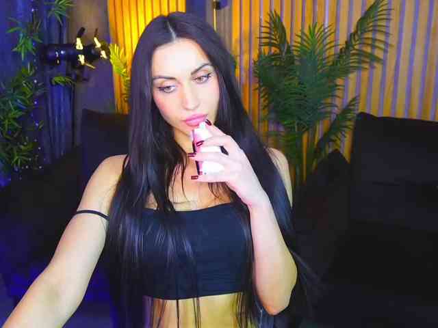AlexaGreyyy webcam