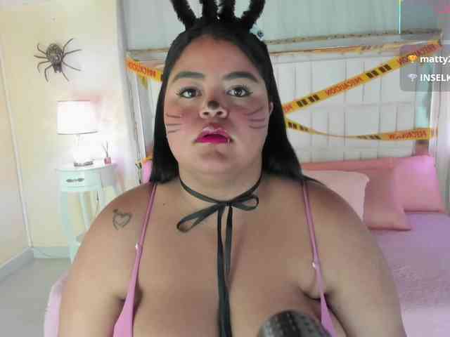 LunaBlazze webcam
