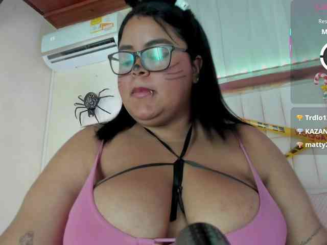 LunaBlazze webcam