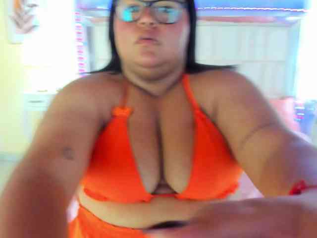 LunaBlazze webcam