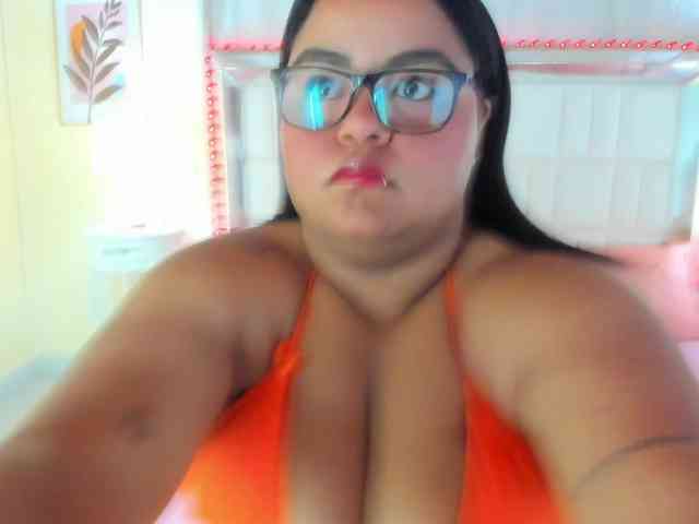 LunaBlazze webcam