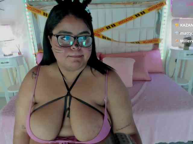 LunaBlazze webcam