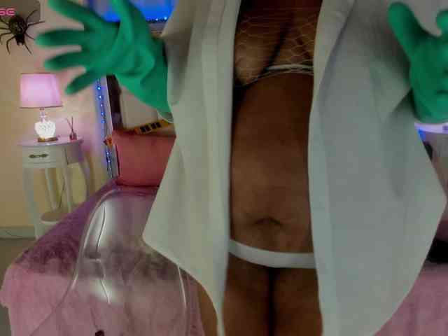 LunaBlazze webcam