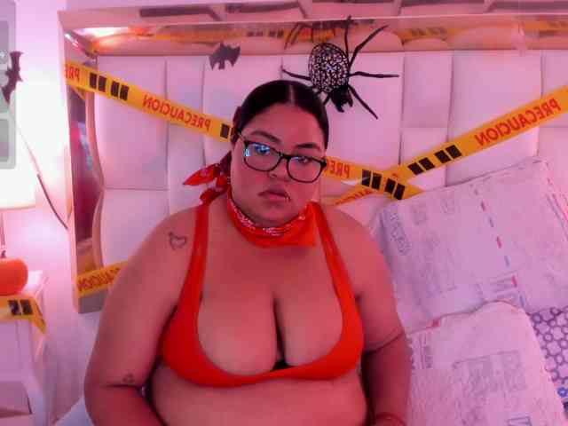 LunaBlazze webcam
