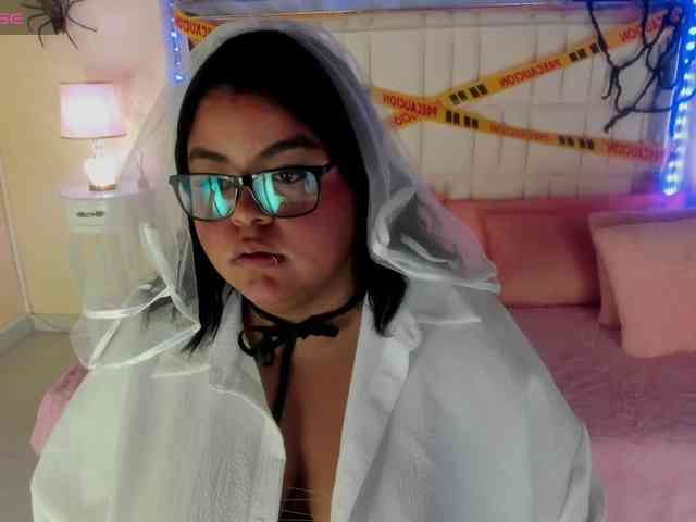 LunaBlazze webcam