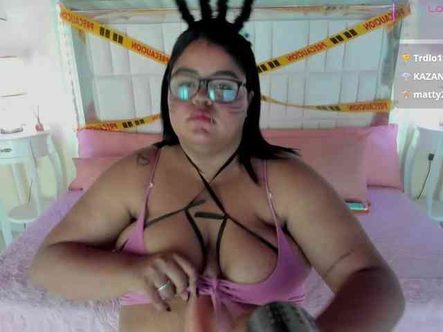 LunaBlazze webcam