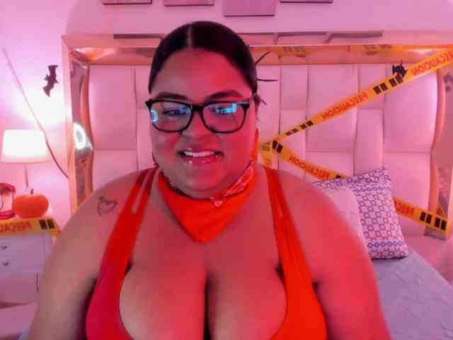 LunaBlazze webcam