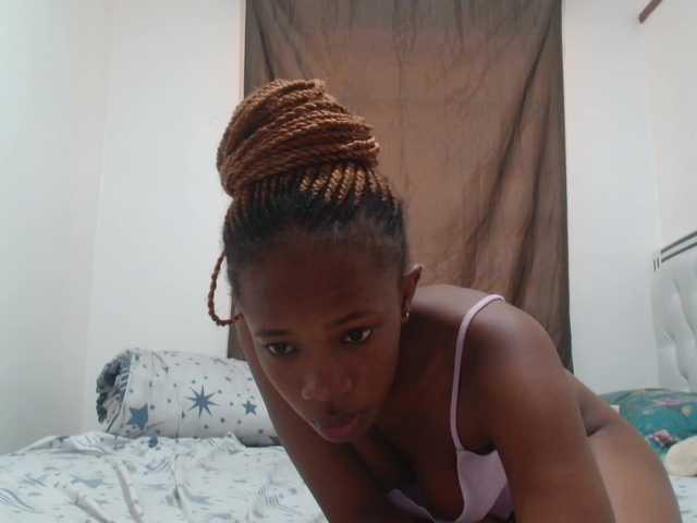 Melody-Kitty live cam