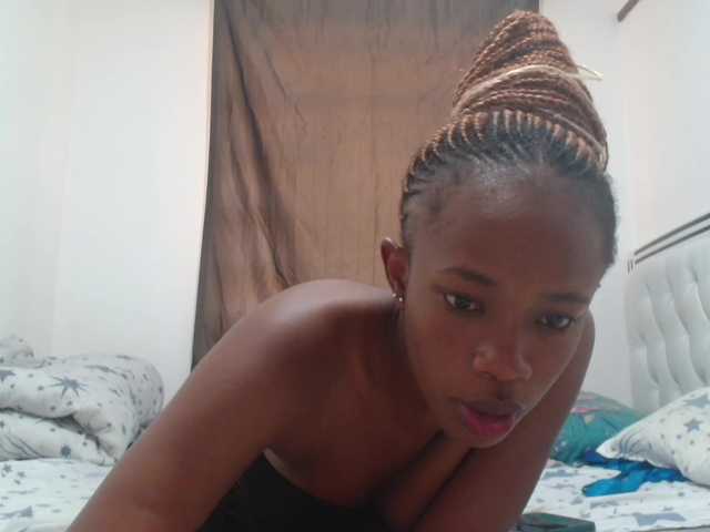 Melody-Kitty's BongaCams show and profile